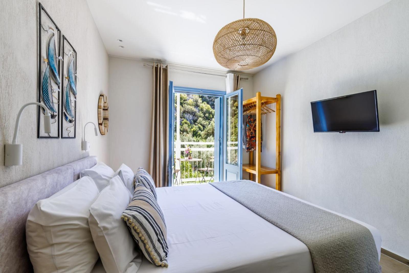 Limnonari Double Room Skopelos Town Bagian luar foto