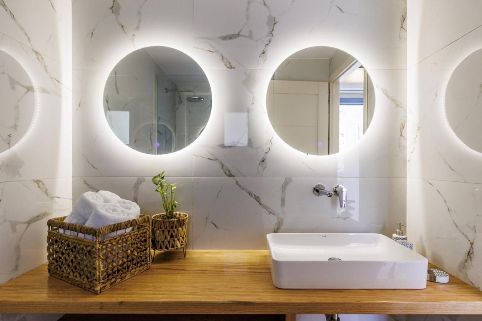 Limnonari Double Room Skopelos Town Bagian luar foto